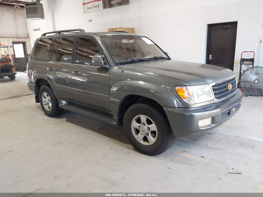 2000 Toyota Land cruiser VIN JT3HT05J5Y0093285 IAAI salvage auction — NORMAL WEAR, Clear (North Carolina), sold $7,500 on 2026-07-16 (photo 1)