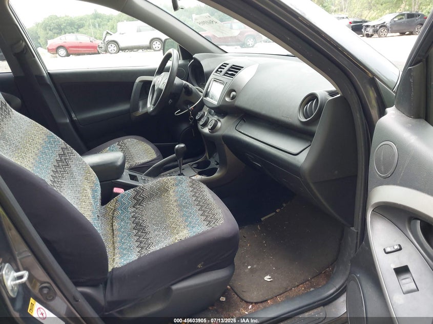 2010 Toyota Rav4 VIN JTMRF4DV9A5017693 IAAI salvage auction — NORMAL WEAR, Clear (Massachusetts), sold $25 on 2026-07-21 (photo 5)