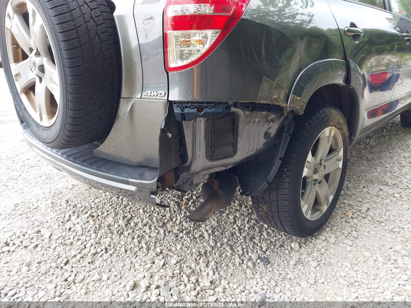 2010 Toyota Rav4 VIN JTMRF4DV9A5017693 IAAI salvage auction — NORMAL WEAR, Clear (Massachusetts), sold $25 on 2026-07-21 (photo 6)