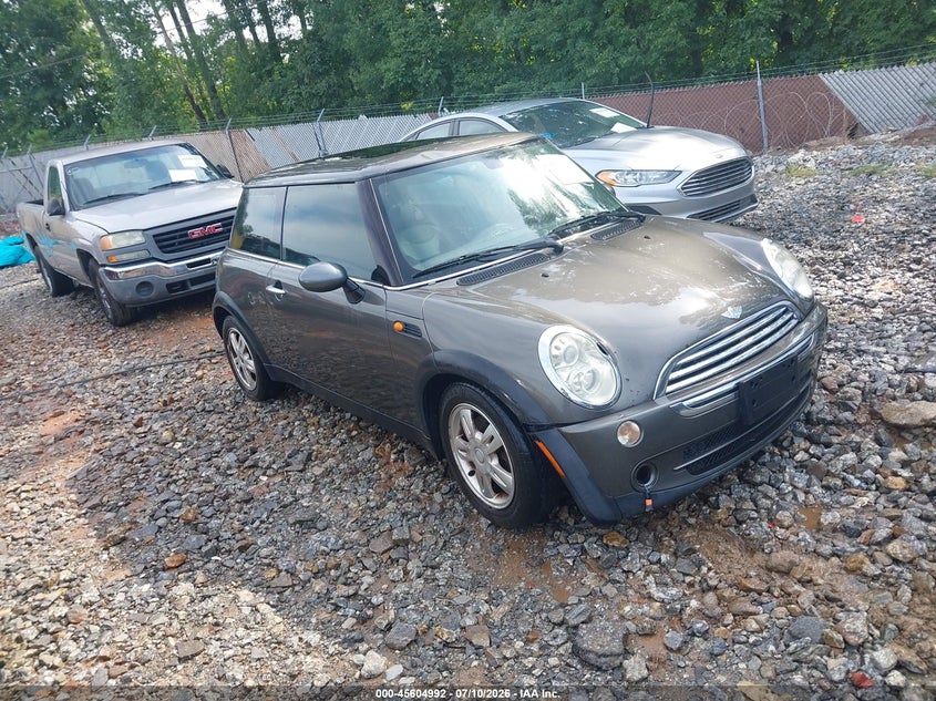 2006 Mini Cooper VIN WMWRC33546TJ78182 IAAI salvage auction — FRONT & REAR, Clear (Georgia), sold $325 on 2026-07-21 (photo 1)