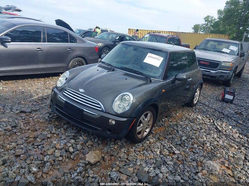 2006 Mini Cooper VIN WMWRC33546TJ78182 IAAI salvage auction — FRONT & REAR, Clear (Georgia), sold $325 on 2026-07-21 (photo 2)