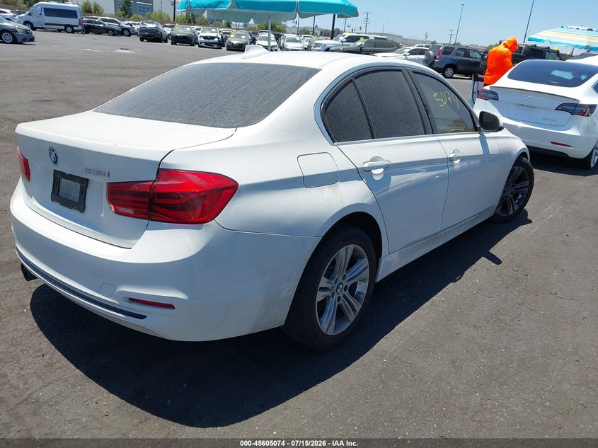 2018 BMW 3er VIN WBA8B9C5XJEE80948 IAAI salvage auction — LEFT SIDE, Salvage Certificate (California), sold $3,950 on 2026-08-14 (photo 4)