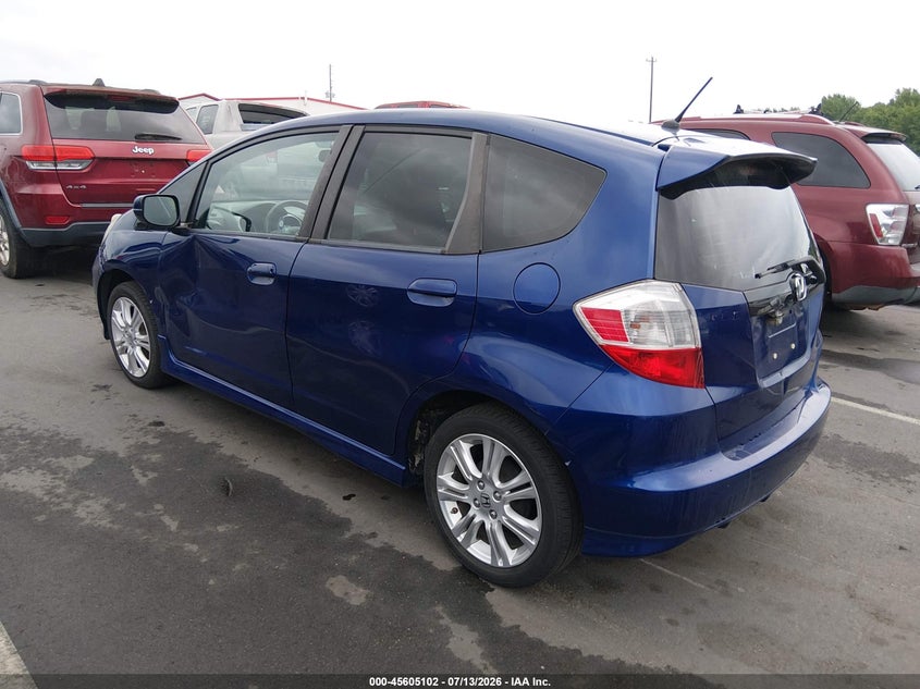 2011 Honda Fit VIN JHMGE8G51BC021942 IAAI salvage auction — NORMAL WEAR, Clear (North Carolina), sold $925 on 2026-07-22 (photo 3)
