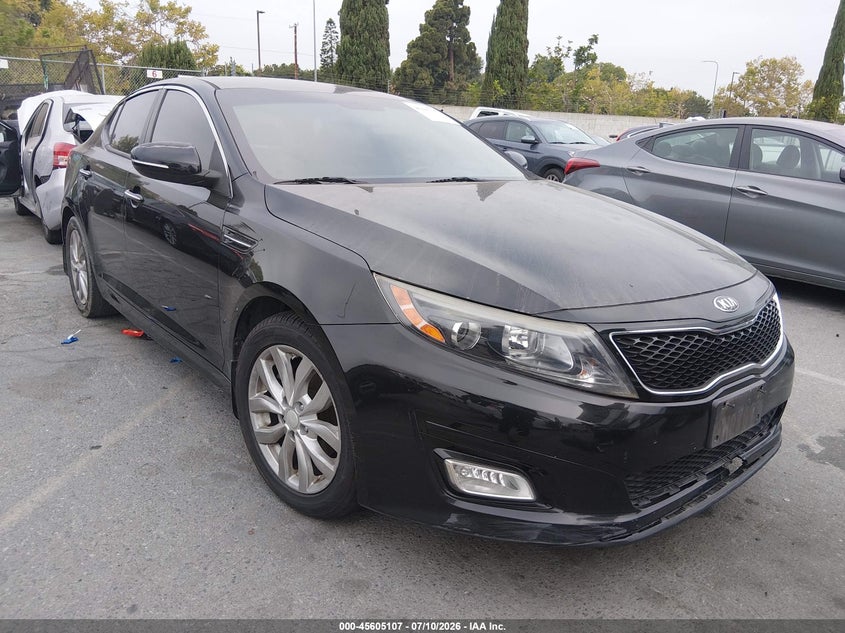 2015 Kia Optima VIN 5XXGN4A76FG393268 IAAI salvage auction — ENGINE DAMAGE, Wait Title, sold $300 on 2026-08-25 (photo 1)