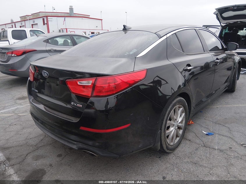 2015 Kia Optima VIN 5XXGN4A76FG393268 IAAI salvage auction — ENGINE DAMAGE, Wait Title, sold $300 on 2026-08-25 (photo 4)