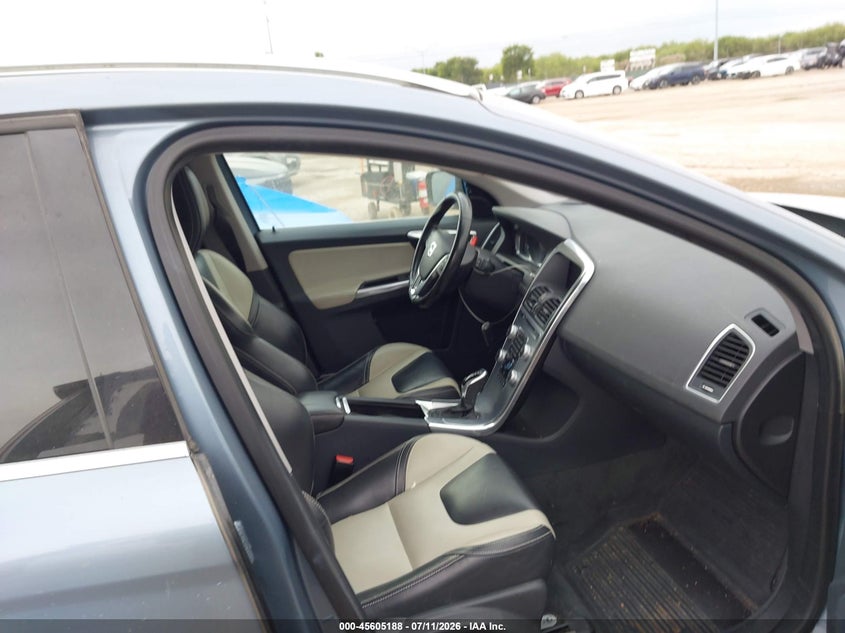2017 Volvo Xc60 VIN YV449MRR6H2068820 IAAI salvage auction — NORMAL WEAR, Original (Texas), sold $2,650 on 2026-07-27 (photo 5)