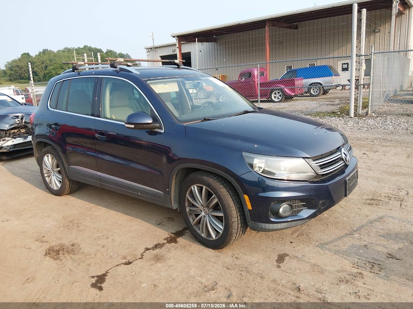 2013 Volkswagen Tiguan VIN WVGBV7AX8DW544159 IAAI salvage auction — NORMAL WEAR, Salvage Title, sold $325 on 2026-07-23 (photo 1)