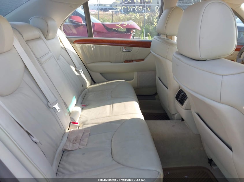 2001 Lexus Ls 430 VIN JTHBN30F910037175 IAAI salvage auction — NORMAL WEAR, Clear (Michigan), sold $675 on 2026-07-23 (photo 8)
