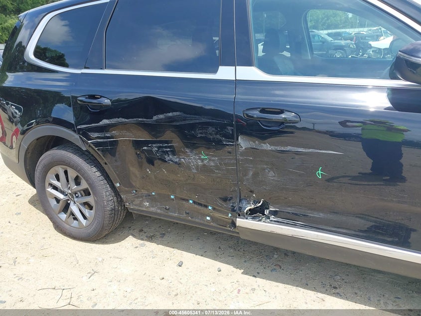 2023 Kia Telluride VIN 5XYP24GC4PG328722 IAAI salvage auction — RIGHT SIDE, Salvage (Georgia), sold $8,950 on 2026-09-03 (photo 6)