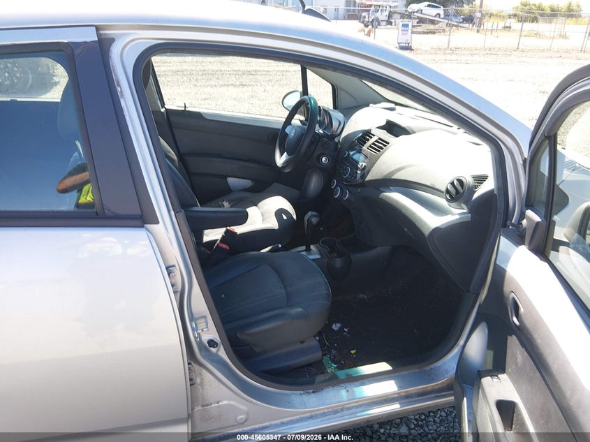 2015 Chevrolet Spark VIN KL8CB6S9XFC811102 IAAI salvage auction — NORMAL WEAR, Peddle Clear Public-Restricted (Oregon), sold $200 on 2026-07-27 (photo 5)