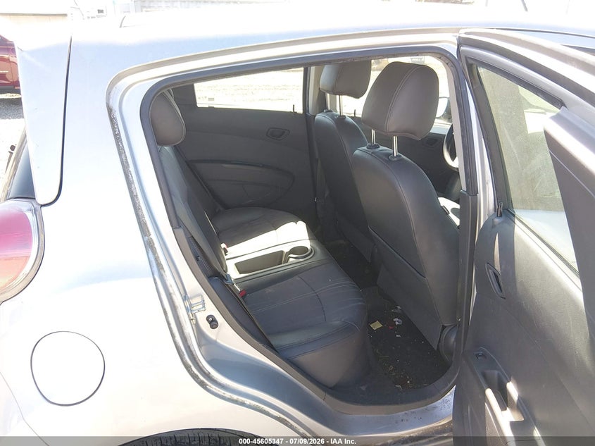 2015 Chevrolet Spark VIN KL8CB6S9XFC811102 IAAI salvage auction — NORMAL WEAR, Peddle Clear Public-Restricted (Oregon), sold $200 on 2026-07-27 (photo 8)