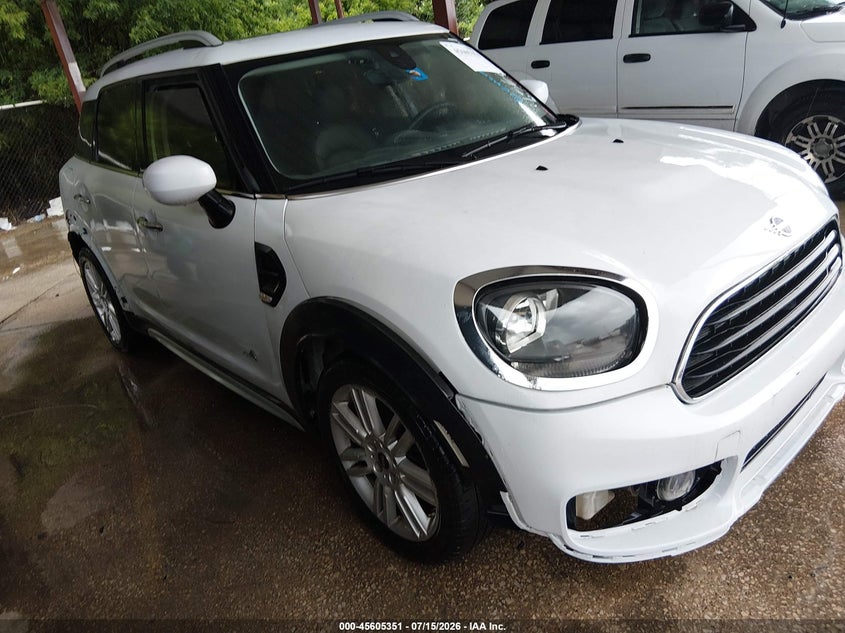 2020 Mini Countryman VIN WMZYW5C09L3L05817 IAAI salvage auction — FRONT & REAR, Original (Texas), sold $2,575 on 2026-07-29 (photo 1)