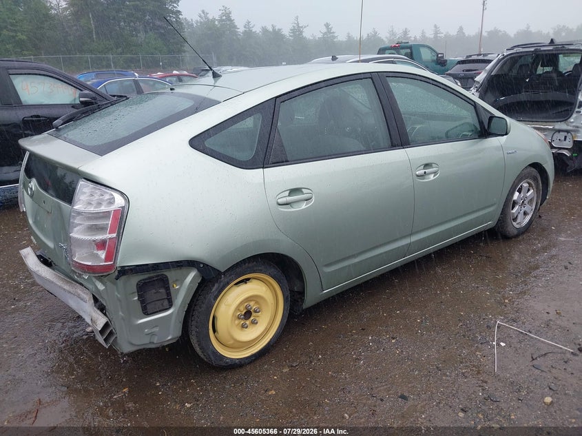 2007 Toyota Prius VIN JTDKB20U273275623 IAAI salvage auction — REAR END, Clear (Massachusetts), sold $975 on 2026-08-03 (photo 4)