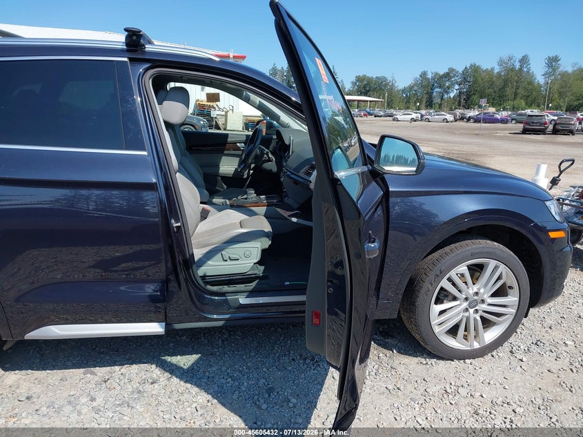 2019 Audi Q5 VIN WA1BNAFY0K2030081 IAAI salvage auction — RIGHT SIDE, Bill Of Sale (Washington), sold $4,650 on 2026-08-03 (photo 5)
