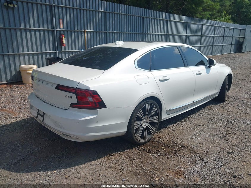 2025 Volvo S90 VIN LVY062AE0SP449492 IAAI salvage auction — WATER/FLOOD, Salvage (New Jersey), sold $9,100 on 2026-08-20 (photo 4)
