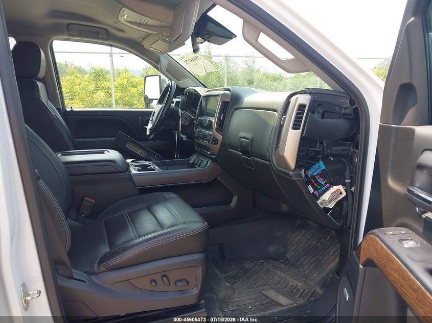 2018 Gmc SIERRA VIN 1GT12UEY3JF192579 IAAI salvage auction — ELECTRICAL, Salvage (Pennsylvania), sold $26,750 on 2026-07-22 (photo 5)