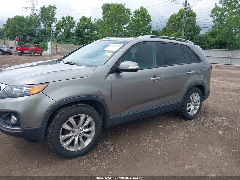 2011 Kia Sorento VIN 5XYKU4A11BG035719 IAAI salvage auction — NORMAL WEAR, Clear (Indiana), sold $1,050 on 2026-07-16 (photo 2)