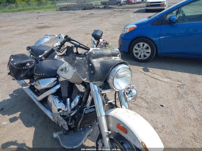 2004 Suzuki Vl1500 VIN JS1VY51A742100667 IAAI salvage auction — FRONT & REAR, Salvage - Greater Than 75% (Maryland), sold $100 on 2026-09-30 (photo 1)