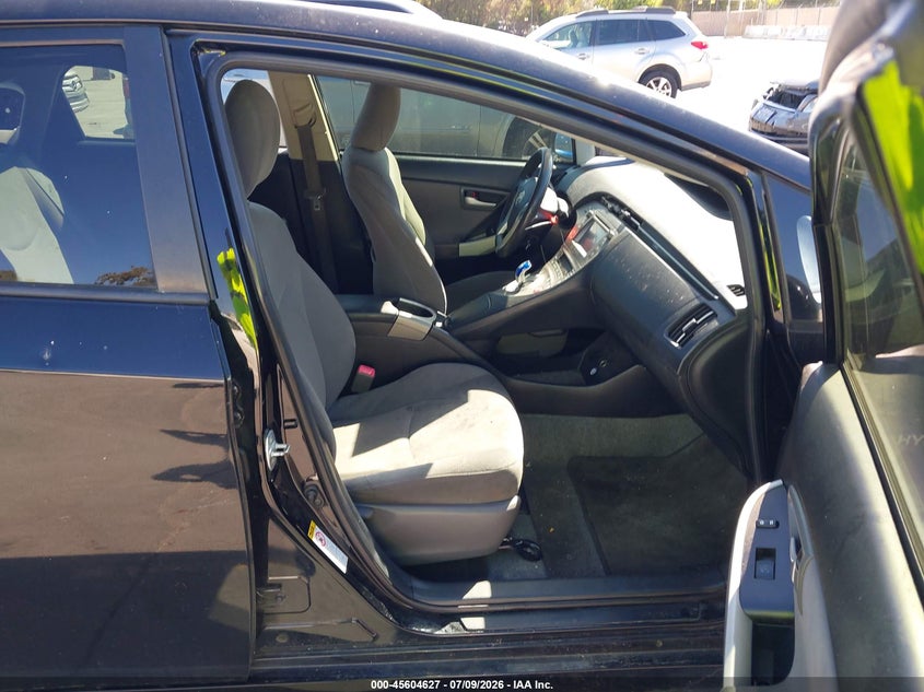 2012 Toyota Prius VIN JTDKN3DU8C1504979 IAAI salvage auction — NORMAL WEAR, Clear - Dealer Only (California), sold $1,300 on 2026-07-29 (photo 5)