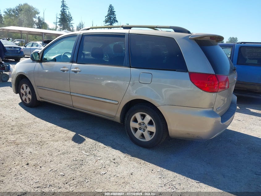 2007 Toyota Sienna VIN 5TDZK23C37S026232 IAAI salvage auction — NORMAL WEAR, Affidavit In Lieu Of Title - Non-Public (Washington), sold $700 on 2026-07-29 (photo 3)