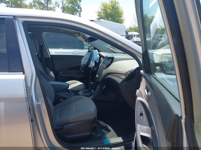 2017 Hyundai Santa fe VIN 5XYZTDLBXHG442423 IAAI salvage auction — FRONT END, Salvage (Ohio), sold $2,300 on 2026-07-31 (photo 5)