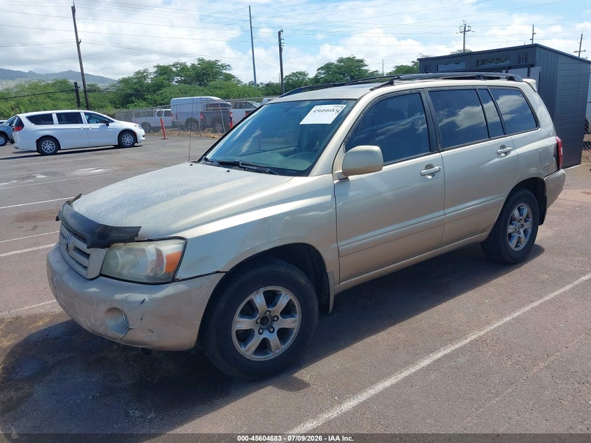 2005 Toyota Highlander VIN JTEGD21A450107657 IAAI salvage auction — NORMAL WEAR, Clear (Hawaii), sold $25 on 2026-07-28 (photo 2)