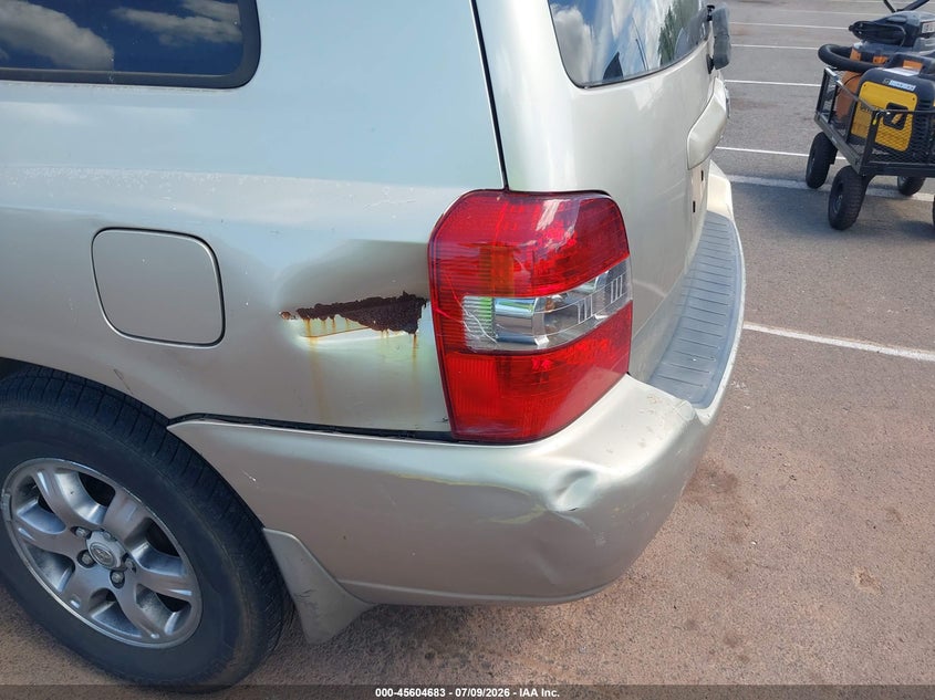 2005 Toyota Highlander VIN JTEGD21A450107657 IAAI salvage auction — NORMAL WEAR, Clear (Hawaii), sold $25 on 2026-07-28 (photo 6)