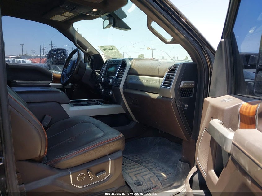 2017 Ford F250 VIN 1FT7W2BT8HEE25366 IAAI salvage auction — SIDE, Original (Texas), sold $7,300 on 2026-08-29 (photo 5)
