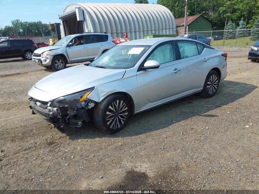 2023 Nissan Altima VIN 1N4BL4DV3PN424952 IAAI salvage auction — FRONT END, Salvage Title, sold $3,950 on 2026-07-25 (photo 2)