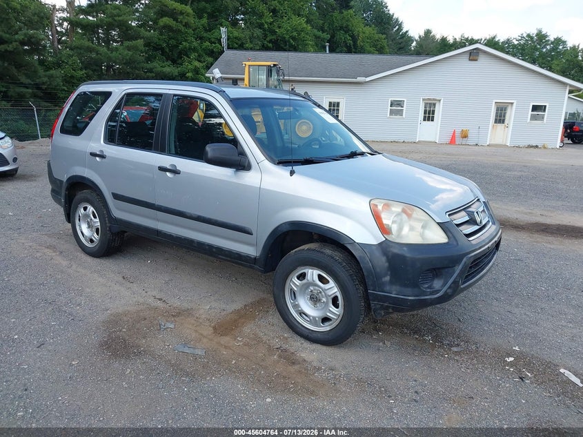 2005 Honda Cr-v VIN SHSRD785X5U306760 IAAI salvage auction — NORMAL WEAR, Clear, sold $775 on 2026-07-27 (photo 1)