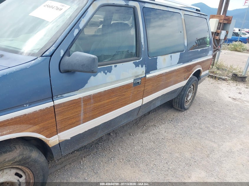 1990 Plymouth Grand voyager VIN 1P4GH54R5LX247972 IAAI salvage auction — NORMAL WEAR, Clear (Montana), sold $50 on 2026-07-22 (photo 6)
