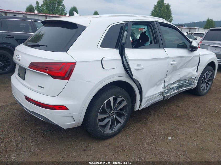 2021 Audi Q5 VIN WA1BAAFY1M2105983 IAAI salvage auction — RIGHT SIDE, Bill Of Sale (Washington), sold $50 on 2026-07-28 (photo 4)
