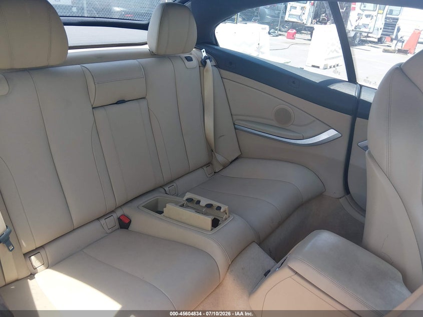2016 BMW 4er VIN WBA3T1C58GP822660 IAAI salvage auction — FRONT END, Salvage Title, sold $1,725 on 2026-08-19 (photo 8)
