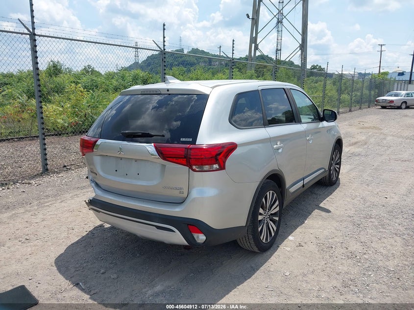 2019 Mitsubishi Outlander VIN JA4AZ3A31KZ008587 IAAI salvage auction — LEFT REAR, Salvage (Pennsylvania), sold $3,500 on 2026-07-28 (photo 4)