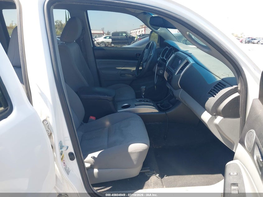 2012 Toyota Tacoma VIN 5TFJX4GN2CX010596 IAAI salvage auction — RIGHT FRONT, Salvage Title, sold $25 on 2026-07-30 (photo 5)