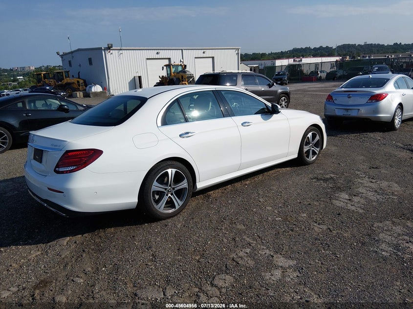 2018 Mercedes-benz E-klasse VIN WDDZF4KB5JA381776 IAAI salvage auction — LEFT FRONT, Salvage (Pennsylvania), sold $9,300 on 2026-07-31 (photo 4)