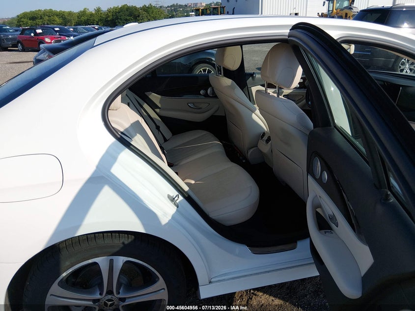 2018 Mercedes-benz E-klasse VIN WDDZF4KB5JA381776 IAAI salvage auction — LEFT FRONT, Salvage (Pennsylvania), sold $9,300 on 2026-07-31 (photo 8)