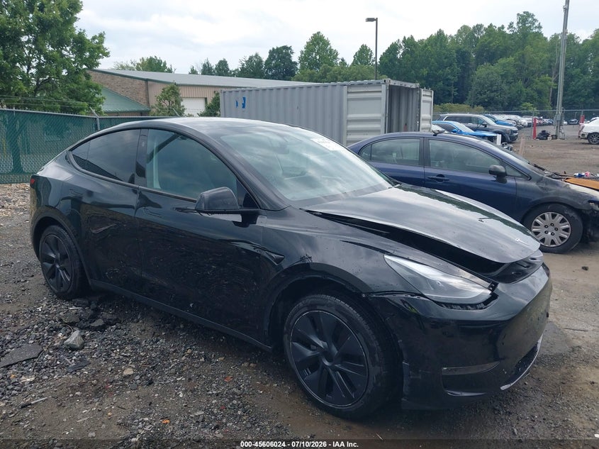 2024 Tesla Model y VIN 7SAYGAEE8RF110269 IAAI salvage auction — FRONT END, Salvage Title, sold $25 on 2026-07-30 (photo 1)