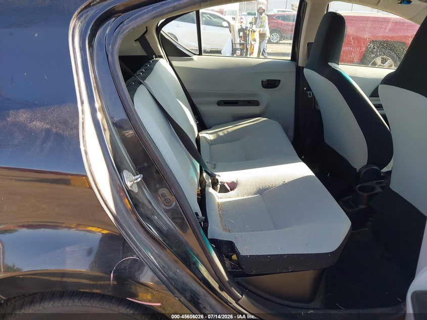 2014 Toyota Prius c VIN JTDKDTB39E1063735 IAAI salvage auction — LEFT SIDE, Salvage (California), sold $225 on 2026-07-28 (photo 8)