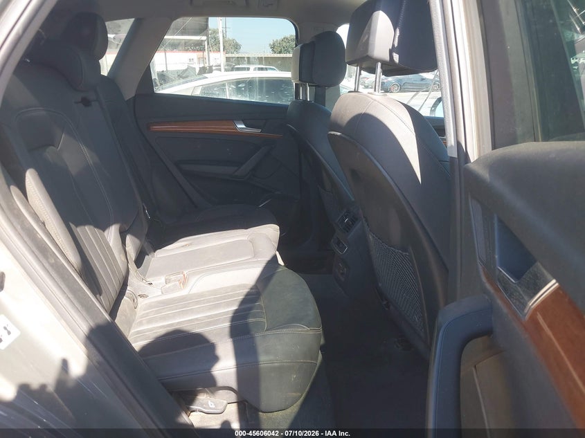 2023 Audi Q5 VIN WA1GAAFY4P2097114 IAAI salvage auction — RIGHT SIDE, Salvage (California), sold $12,300 on 2026-09-30 (photo 8)