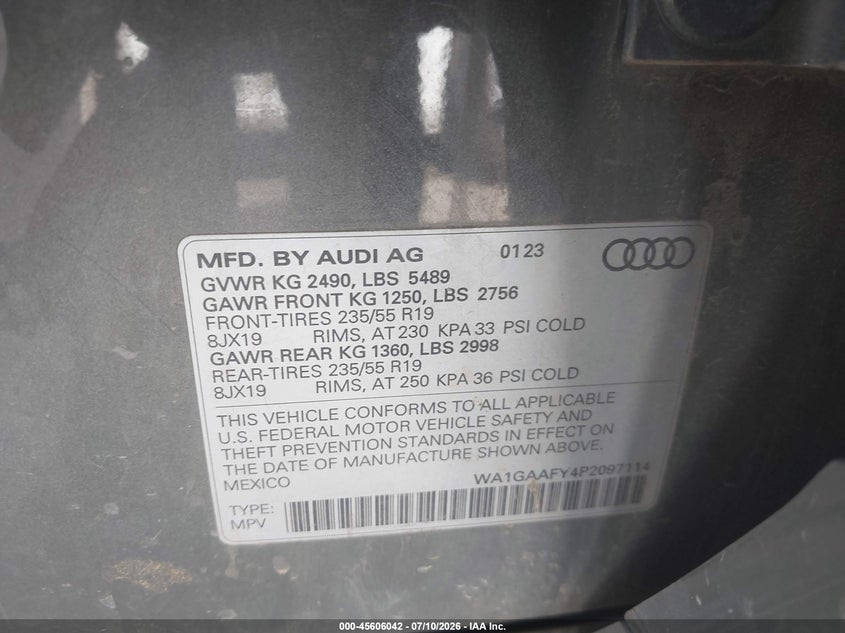 2023 Audi Q5 VIN WA1GAAFY4P2097114 IAAI salvage auction — RIGHT SIDE, Salvage (California), sold $12,300 on 2026-09-30 (photo 9)