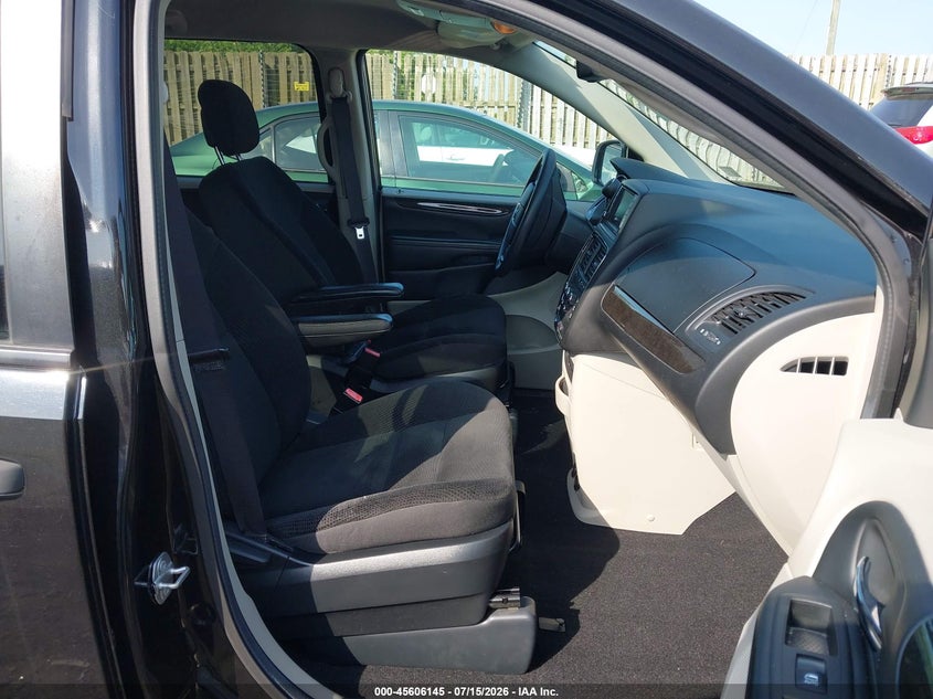 2019 Dodge Caravan VIN 2C4RDGBG3KR783144 IAAI salvage auction — UNKNOWN, Salvage Title, sold $2,550 on 2026-08-11 (photo 5)