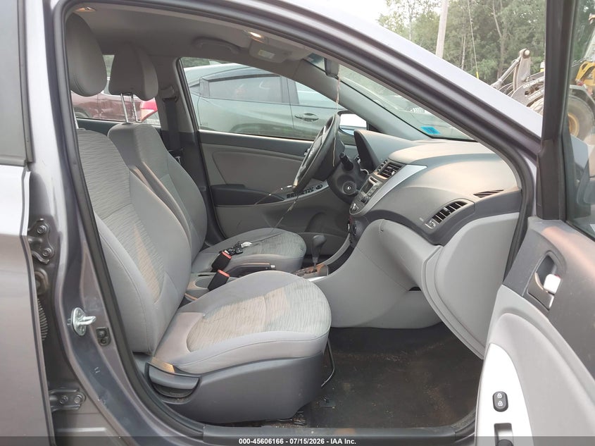2017 Hyundai Accent VIN KMHCT4AE1HU297821 IAAI salvage auction — NORMAL WEAR, Original (New Hampshire), sold $25 on 2026-07-22 (photo 5)