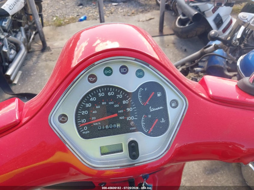2010 Vespa Gts 300 VIN ZAPM459L6A5700740 IAAI salvage auction — LEFT SIDE, Salvage (Georgia), sold $1,200 on 2026-08-19 (photo 7)