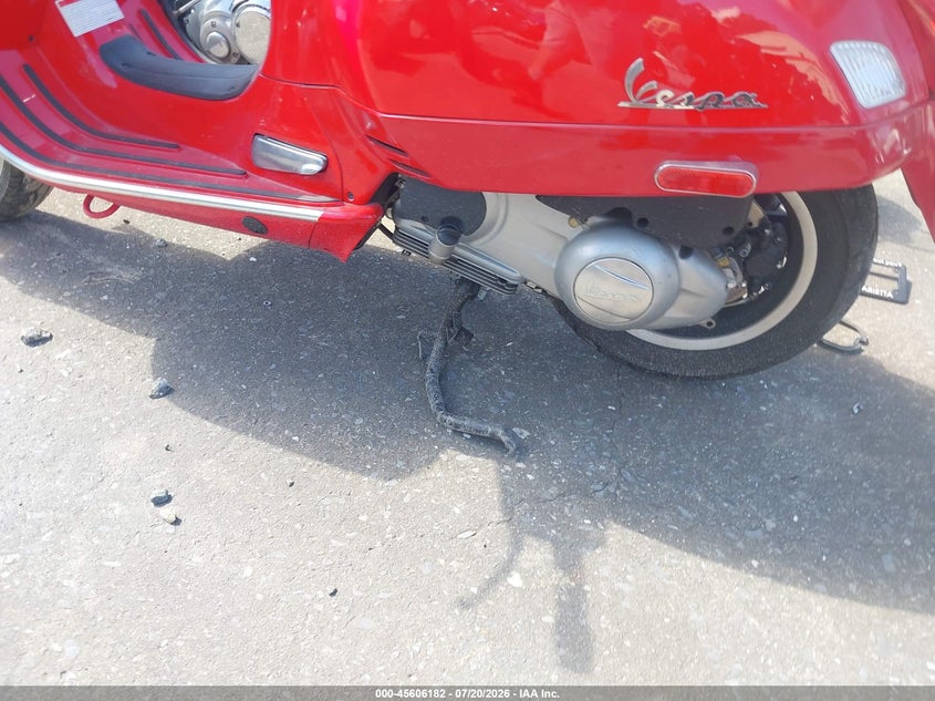 2010 Vespa Gts 300 VIN ZAPM459L6A5700740 IAAI salvage auction — LEFT SIDE, Salvage (Georgia), sold $1,200 on 2026-08-19 (photo 9)
