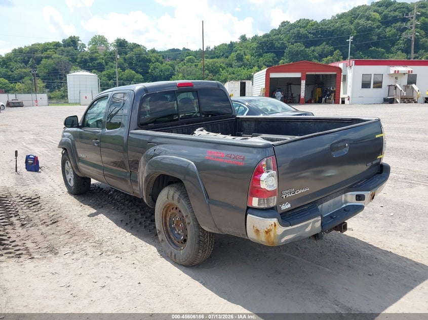 2013 Toyota Tacoma VIN 5TFUU4ENXDX077036 IAAI salvage auction — FRONT END, Salvage (Pennsylvania), sold $4,250 on 2026-07-28 (photo 3)