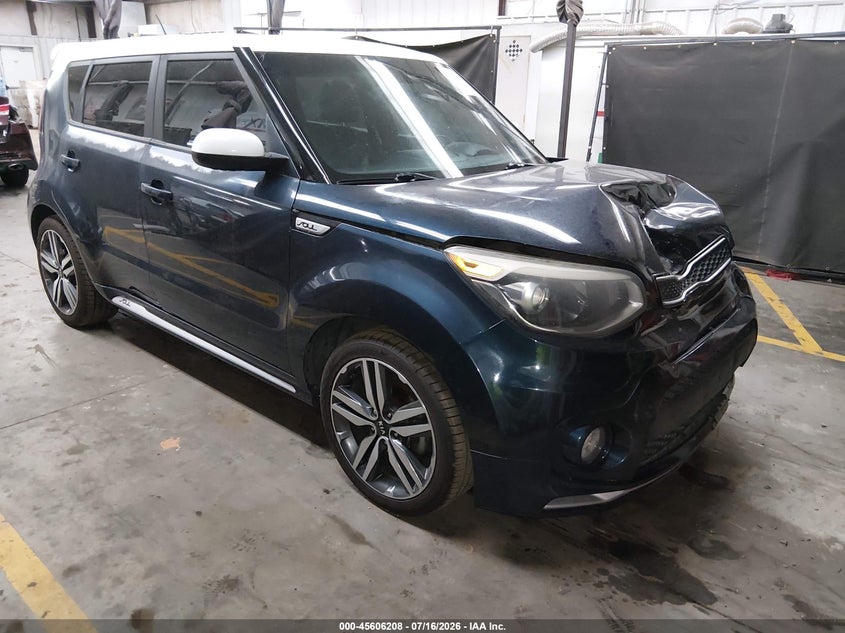 2018 Kia Soul VIN KNDJP3A57J7616377 IAAI salvage auction — FRONT & REAR, Salvage (Arizona), sold $1,700 on 2026-07-28 (photo 1)