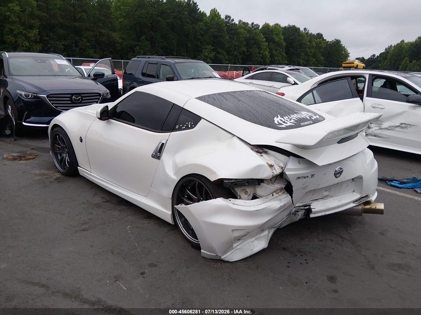 2012 Nissan 370z VIN JN1AZ4EH9CM561233 IAAI salvage auction — REAR END, Salvage Title, sold $7,200 on 2026-08-12 (photo 3)