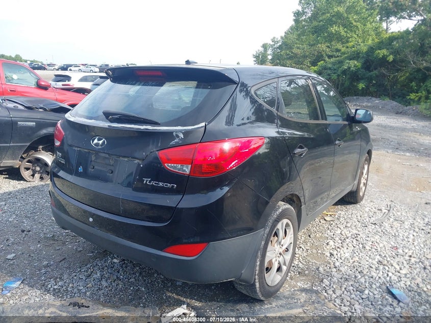 2010 Hyundai Tucson VIN KM8JT3AC9AU071595 IAAI salvage auction — NORMAL WEAR, Clear (Georgia), sold $800 on 2026-07-28 (photo 4)