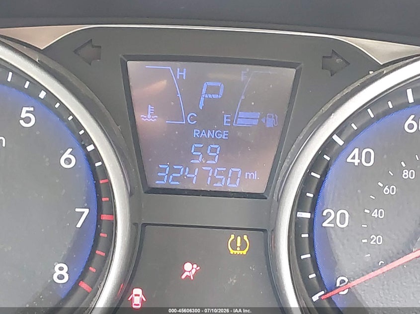 2010 Hyundai Tucson VIN KM8JT3AC9AU071595 IAAI salvage auction — NORMAL WEAR, Clear (Georgia), sold $800 on 2026-07-28 (photo 7)